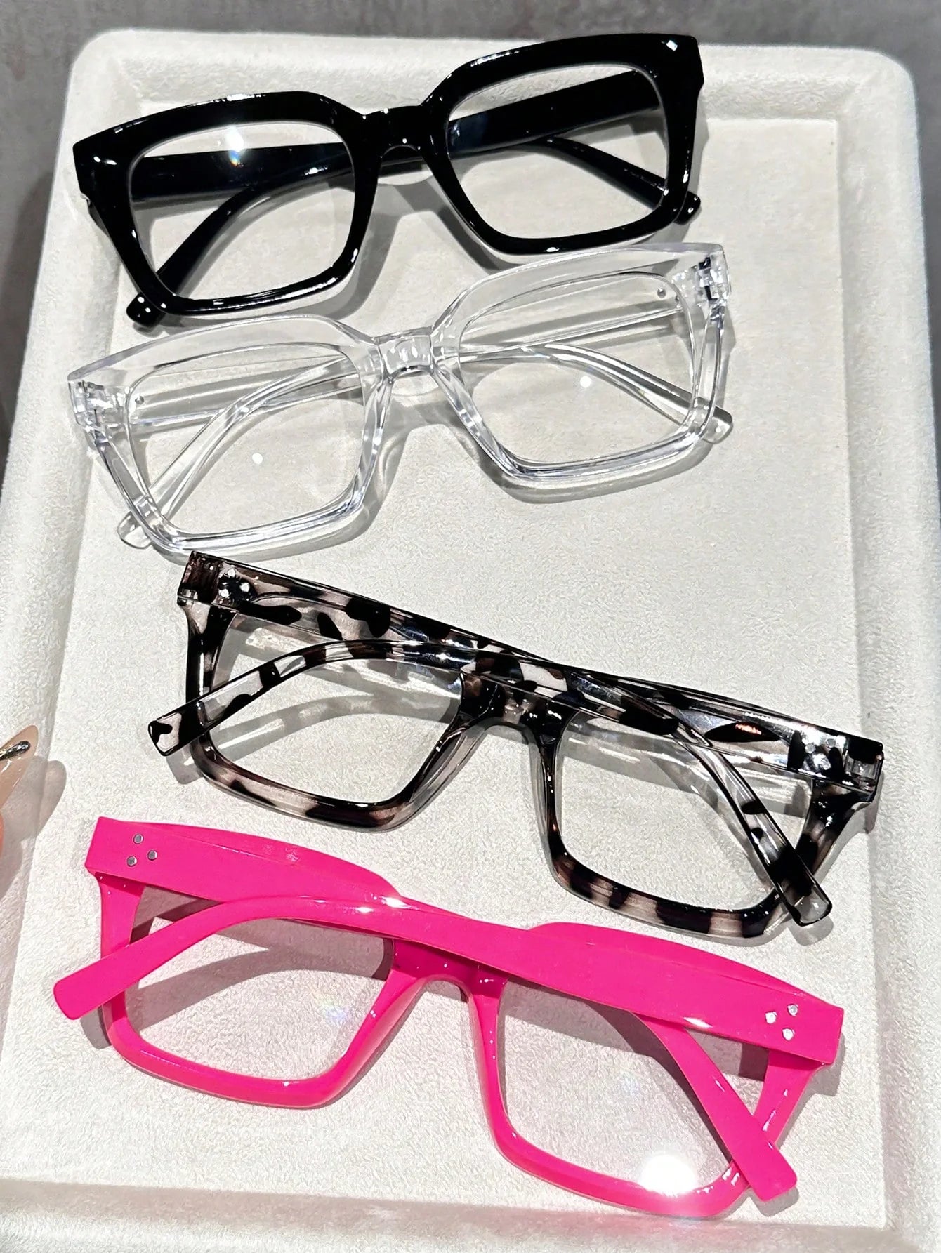 4pcs Women's Geometric Multi-Color Plastic Modern Minimalist Transparent Glasses, Suitable For Daily Life, Dates, Outings And Other Occasions