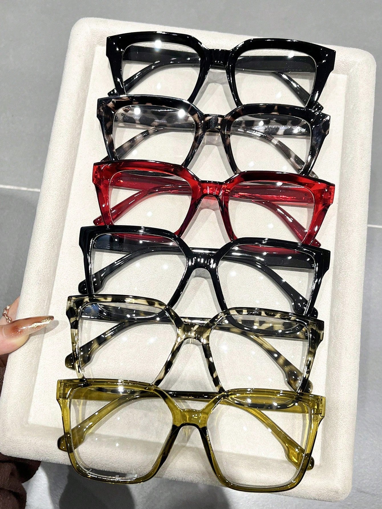4pcs Women's Geometric Multi-Color Plastic Modern Minimalist Transparent Glasses, Suitable For Daily Life, Dates, Outings And Other Occasions