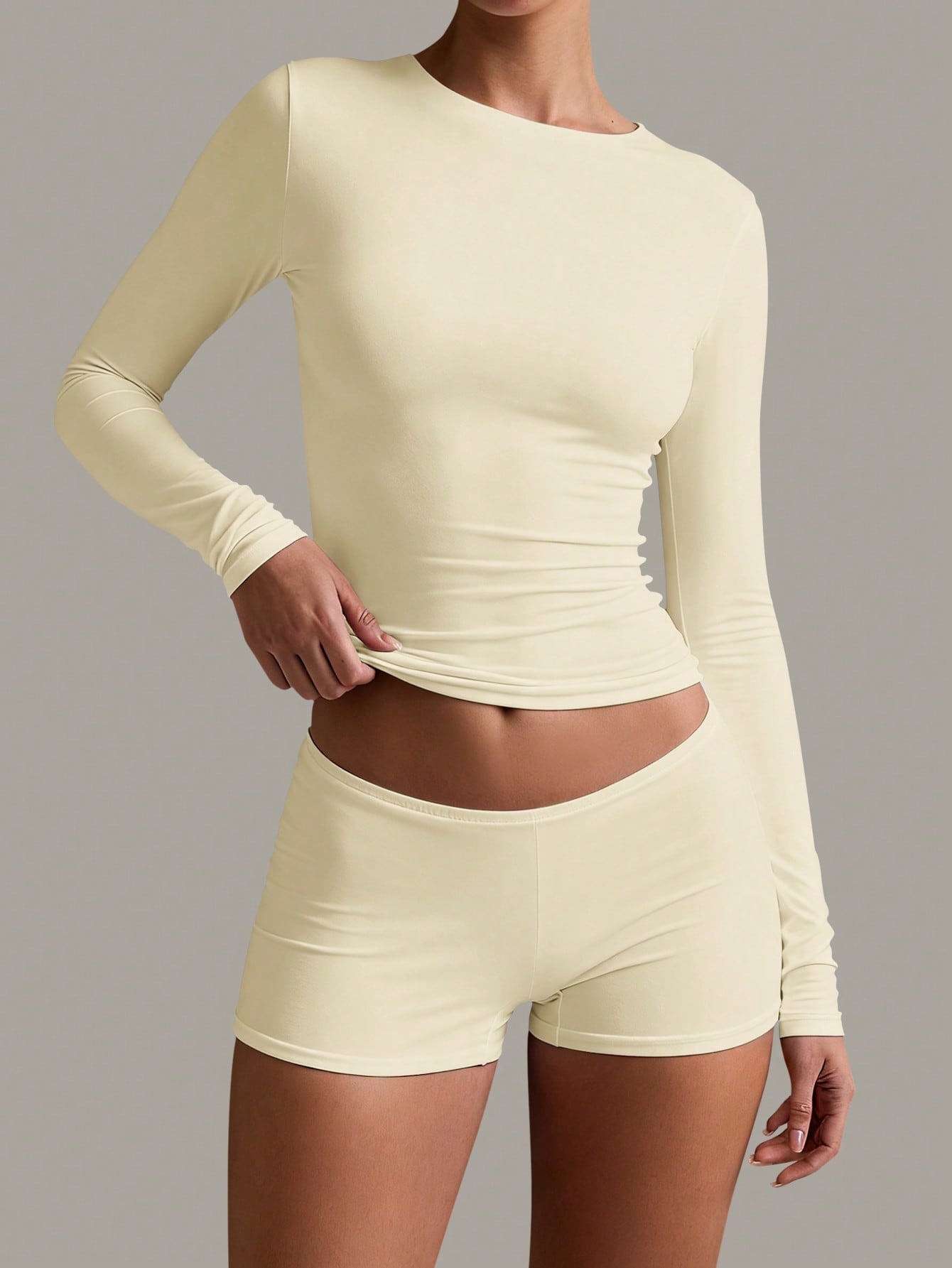 XLLAIS Fall Winter Spring Stretch Base Slim White Top Women Casual Club Long Sleeved T-Shirt