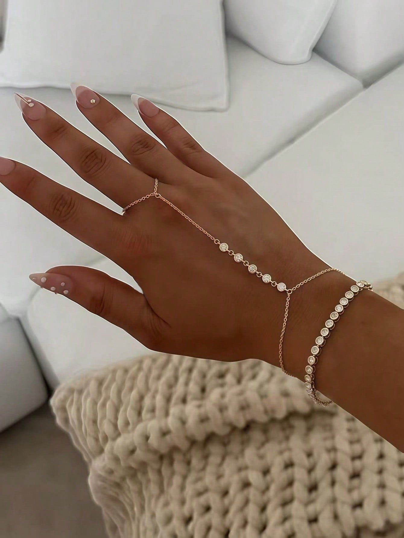 2pcs Elegant Sparkling Cubic Zirconia Multi-Layer Stacked Finger Ring Bracelet Set, Suitable For Women's Daily Wear, Nightclub Party, Gathering